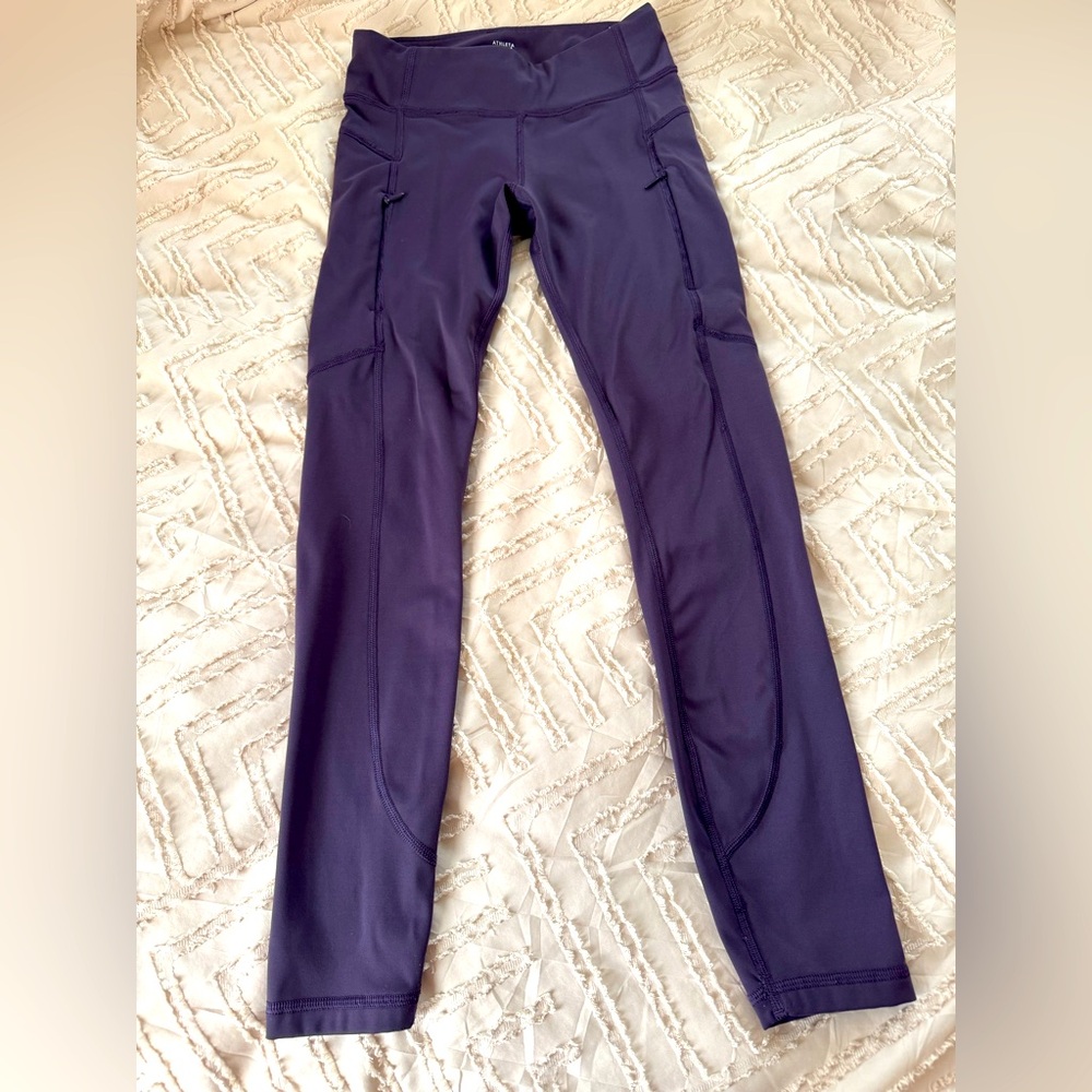 Athleta girl, snow problem tight. Size 8/10. Worn once
